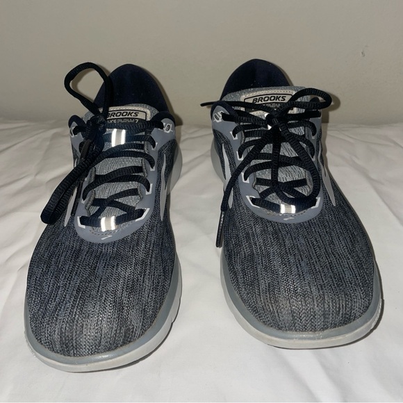 Women’s Brooks PureFlow7 Running Shoes - Picture 3 of 9